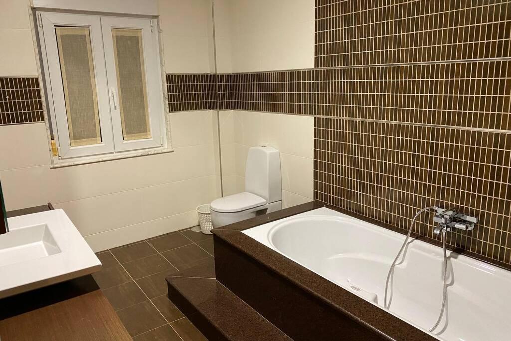 Apartment De 4 En *